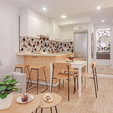 Diseno A Coruna Con Garaje Gratis By Theblueapartments Com Zewnętrze zdjęcie